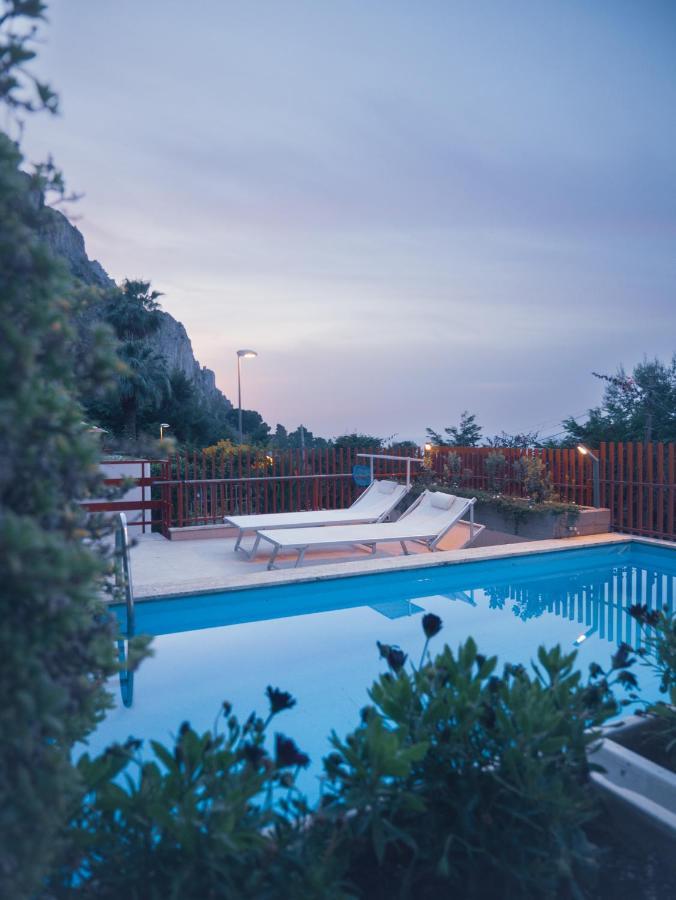 Sea Apartment & Pool 2 パレルモ エクステリア 写真