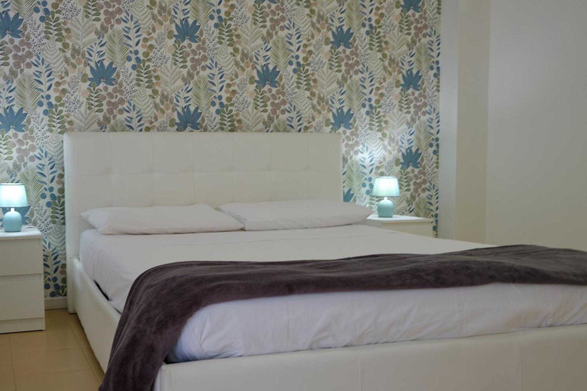 Sea Apartment & Pool 2 パレルモ エクステリア 写真